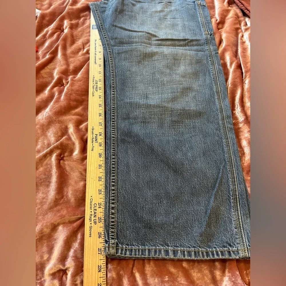 Levis levis carpenter